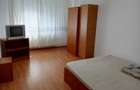 Inchiriez apartament 2 camere - 3