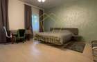 Apartament cu 6 camere decomandat în P-ța Maria - 3