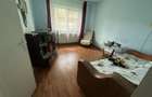 Vand apartament 2 camere,Petrosani,Str.Independentei,Etaj 1 - 5
