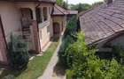 Casă cu 7 camere cu Teren 1500 Mp în Târgoviște - 4