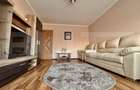 Apartament cu 2 camere decomandat în Valenta - 6