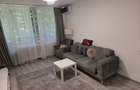 Apartament cu 2 camere decomandat în 1 Mai - 1