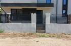 Duplex cu 4 camere cu Teren 260 Mp în Berceni - 2