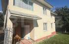 Casa cu etaj, 160 mp utili, 1352 mp teren, zona Burdujeni - 17