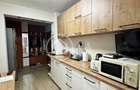 Apartament cu 3 camere decomandat în Nufărul - 9