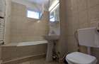 Apartament cu 4 camere decomandat în Casa de Cultură - 11