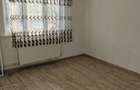 Apartament cu 4 camere decomandat în Chițeasca - 2