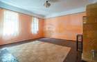 Casă individuală cu 9 camere cu Canalizare în Central - 18