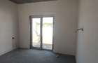 Casă cu 4 camere cu Teren 529 Mp în Central - 8