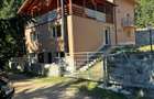 vand vila turistica statiunea muntele baisorii