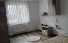 Inchiriez apartament la parter ,str Ecaterina Teodoroiu recent renovat - 4
