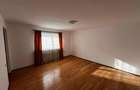 Apartament cu 3 camere decomandat în Traian - 5
