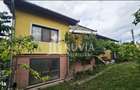 Casa individuala cu 3 camere,371 mp teren,Centru - 16