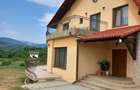Casă cu 5 camere cu Teren 1132 Mp în Cisnădioara - 1