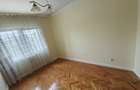 Proprietar vand ap.3 camere spatios, zona excelenta, etaj intermediar - 8