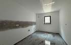 Apartament cu 2 camere semidecomandat în Tractorul - 3