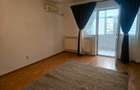 Apartament cu 2 camere decomandat în Hala Centrală - 4