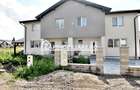 Casă individuală cu 4 camere cu Canalizare în 7 Noiembrie - 8