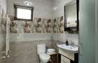 Apartament cu 2 camere decomandat în Km 5 - 12