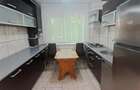 Apartament cu 3 camere decomandat în Central - 2