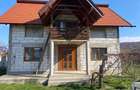Casa si teren de vanzare - 1
