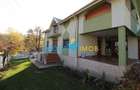 Casă cu 5 camere cu Garaj în Sascut - 18