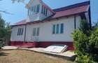 Vand casa 4 camere cu gradina si curte - 2