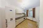 Apartament cu 2 camere decomandat în Tractorul - 2