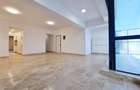 Apartament cu 4 camere decomandat în Polonă - 18