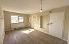 Apartament cu 3 camere decomandat în Cetate - 1 Apartament cu 3 camere decomandat în Cetate - 1