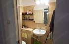 Vanda schimb apartament 3 camere, decomandat, 2 balcoane, 2 bai, 4 4 - 6