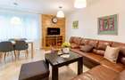 Apartament cu 3 camere decomandat în Dealul Cetății - 1 Apartament cu 3 camere decomandat în Dealul Cetății - 1