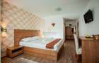 Hotel/Pensiune, de 38.333301544190 mp, în Central - 8