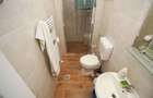 Casă cu 7 camere cu Teren 386 Mp în Platoul Izvor - 11