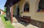 De vanzare casa deosebita situata in Santaul Mic