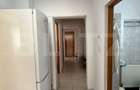 Apartament cu 3 camere decomandat, mobilat în Micro 8 - 10