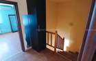 Casă individuală cu 10 camere cu Canalizare în Glina - 16