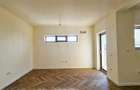 Casă cu 3 camere cu Teren 260 Mp în Sânandrei - 5