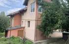 Casă cu 5 camere cu Teren 700 Mp în Goranu