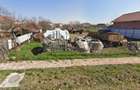 Casă cu Teren 1439 Mp în Central - 1
