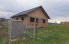 Teren + casa la rosu - 2