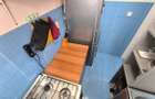 CENTRU - Casa solida cu etaj ,la pret de apartament ! - 3