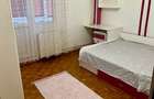 Inchiriez apartament cu 3 camere decomandat - 4
