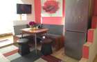 Inchiriere apartament 2 camere, decomodat, in spatele primariei