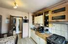 Ap decomandat, 4 camere, balcon - Zona Mihai Viteazu - 4