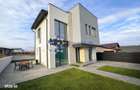Casa de vanzare cu 3 dormitoare+birou, teren de joaca 200mp Rediu, - 6
