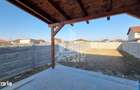 Jumatate de duplex de vanzare, cu 3 camere si 2 bai, Sag, Timis