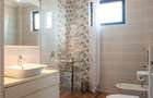 Vila D+P+E cu jaccuzi exterior in Iosia - 9