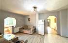 Apartament 3 camere 70 mp etaj 1 cartier Bradet izolat termic interior