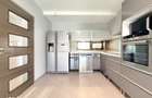 Casa premium 4, 3 bai, parcare, PETFRIENDLYL, Dumbravita Padure